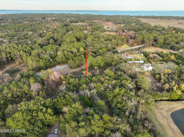 1860 Sea Island Parkway, St. Helena Island, SC 29920