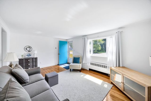 449 Long Pond Dr, Yarmouth, MA 02664