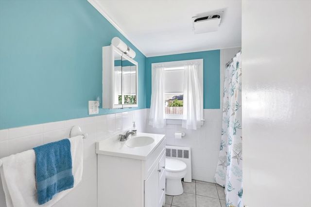 449 Long Pond Dr, Yarmouth, MA 02664