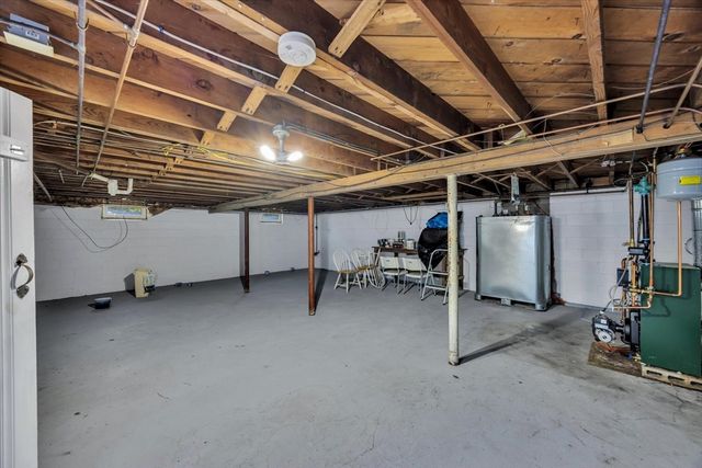 449 Long Pond Dr, Yarmouth, MA 02664