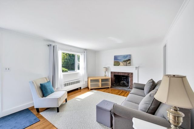449 Long Pond Dr, Yarmouth, MA 02664