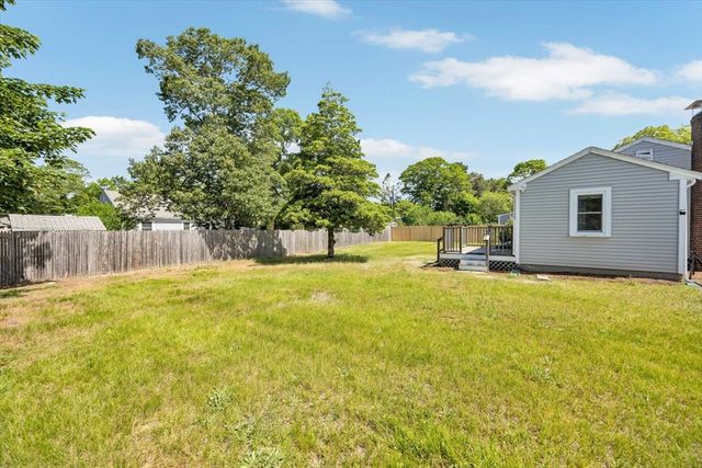 449 Long Pond Dr, Yarmouth, MA 02664