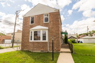 5615 W Dakin Street, Chicago, IL 60634