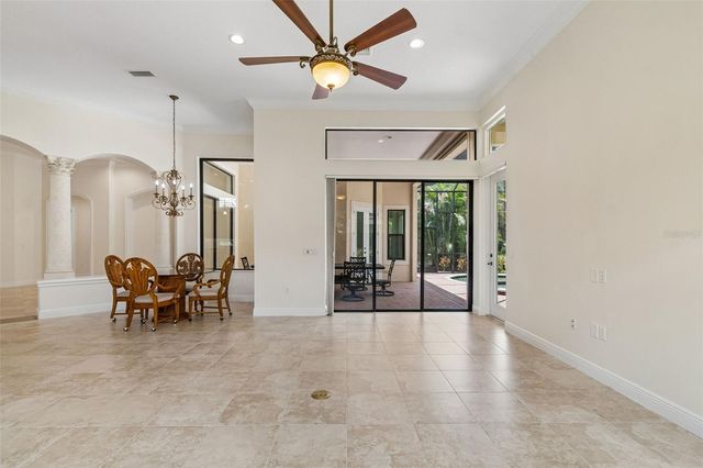 7222 LAKE FOREST GLEN, Bradenton, FL 34202