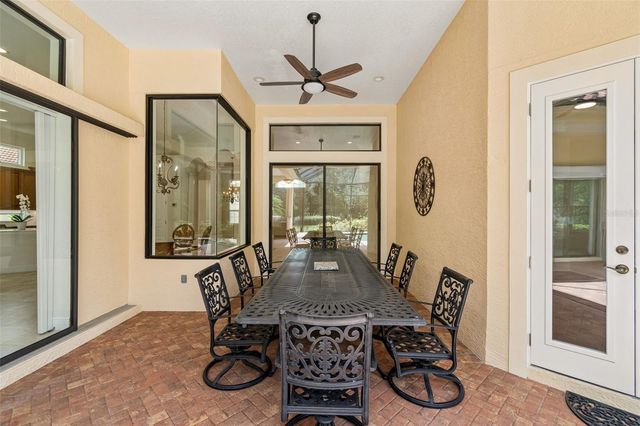 7222 LAKE FOREST GLEN, Bradenton, FL 34202