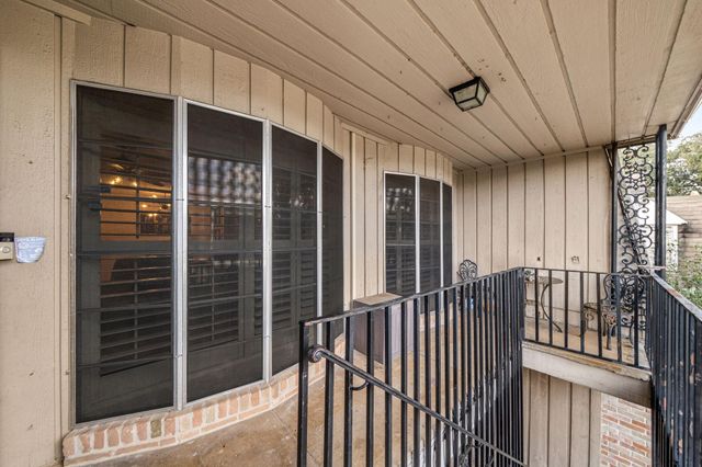 2615 Marilee Lane 2, Houston, TX 77057