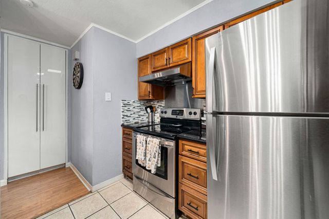 2615 Marilee Lane 2, Houston, TX 77057