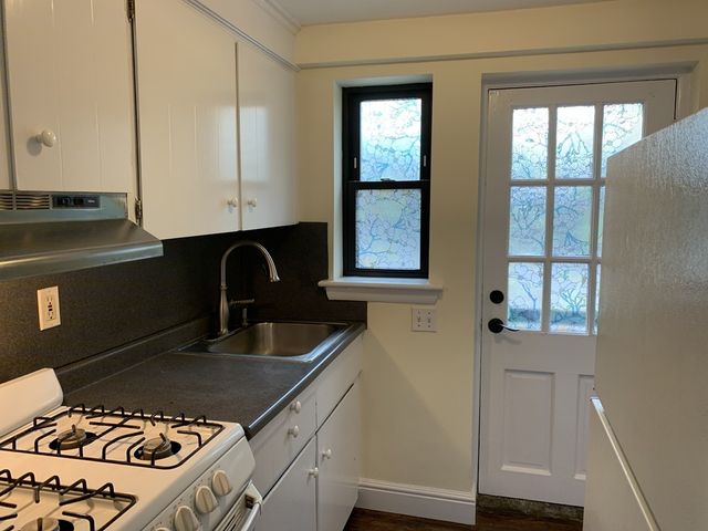 140 Church Street B, Waltham, MA 02452