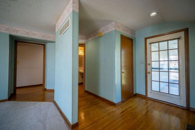 4141 Wimbledon Circle, Lawrence, KS 66047