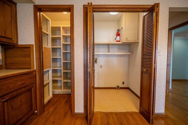 4141 Wimbledon Circle, Lawrence, KS 66047