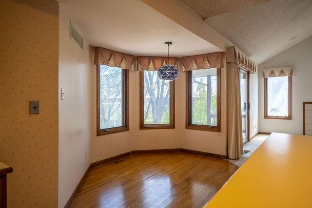 4141 Wimbledon Circle, Lawrence, KS 66047