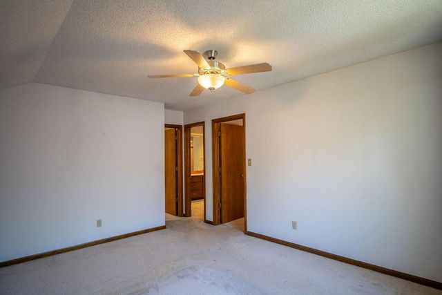 4141 Wimbledon Circle, Lawrence, KS 66047