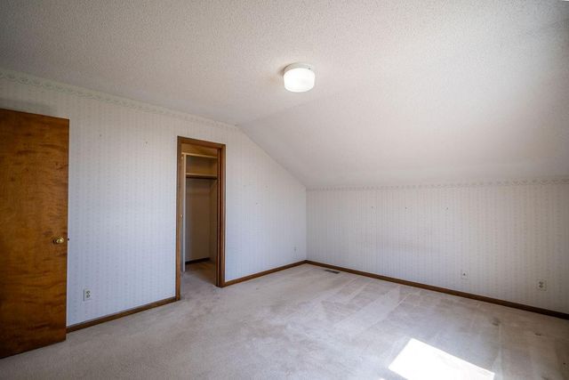 4141 Wimbledon Circle, Lawrence, KS 66047