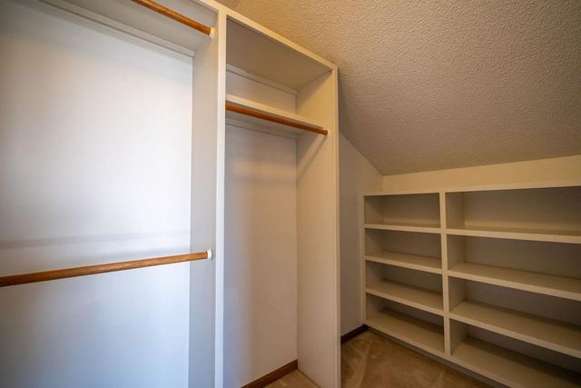 4141 Wimbledon Circle, Lawrence, KS 66047