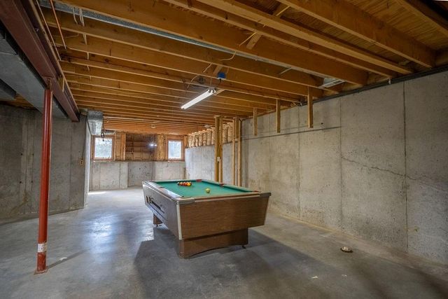 4141 Wimbledon Circle, Lawrence, KS 66047