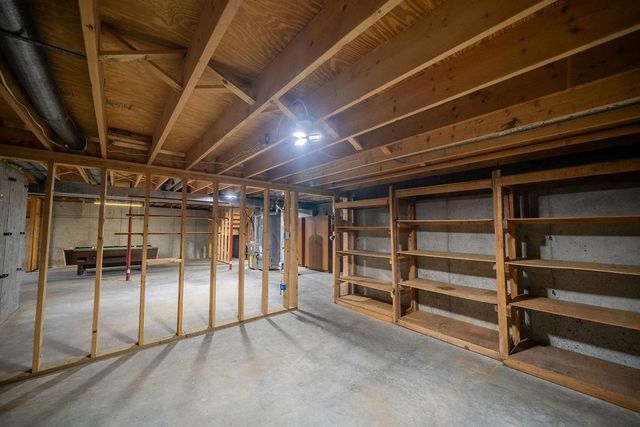 4141 Wimbledon Circle, Lawrence, KS 66047