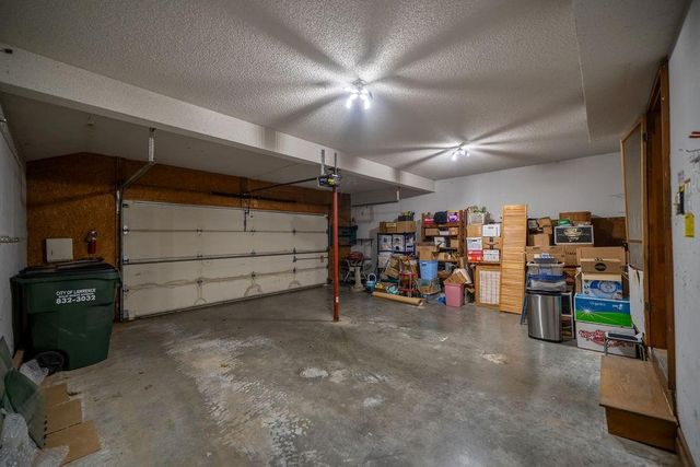 4141 Wimbledon Circle, Lawrence, KS 66047