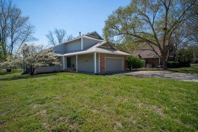 4141 Wimbledon Circle, Lawrence, KS 66047