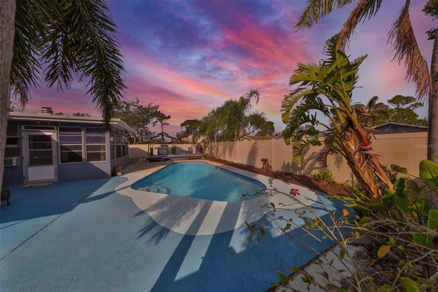 12341 79TH PLACE, Seminole, FL 33772