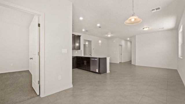 1495 Las Colinas Road NW, Los Lunas, NM 87031
