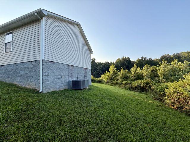 251 Timber Ridge Dr, Pulaski, TN 38478