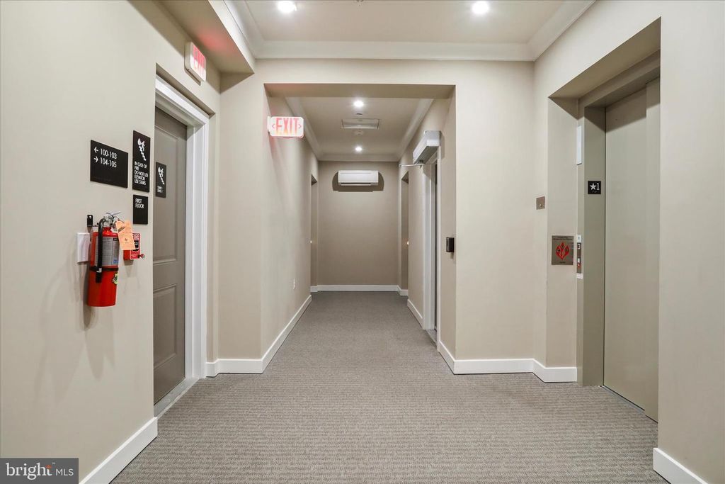 Image 37 of property listing at 151 MCCORMICK #203, Winchester, VA 22602