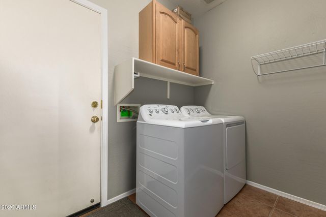 7011 W MERCER Lane, Peoria, AZ 85345