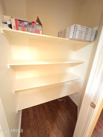 7011 W MERCER Lane, Peoria, AZ 85345