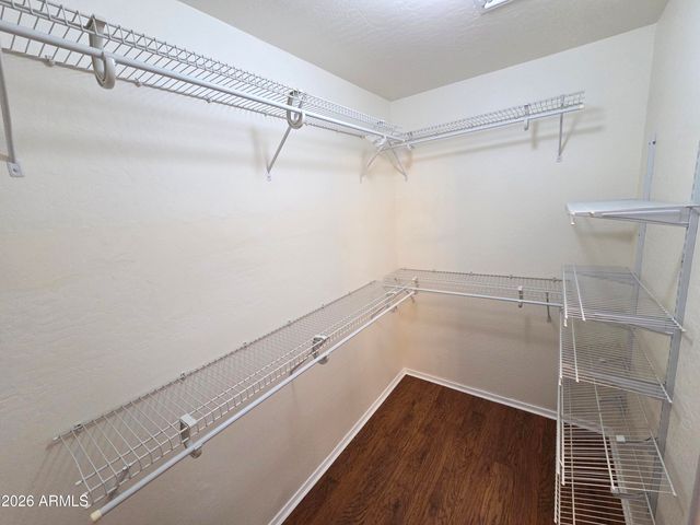 7011 W MERCER Lane, Peoria, AZ 85345