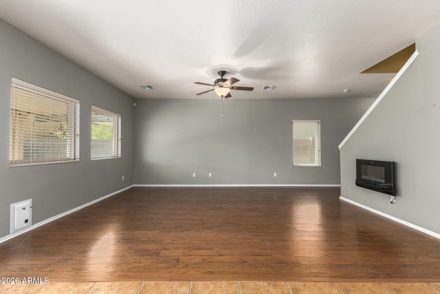 7011 W MERCER Lane, Peoria, AZ 85345