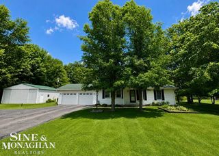 9211 Folkert Road, Algonac, MI 48001