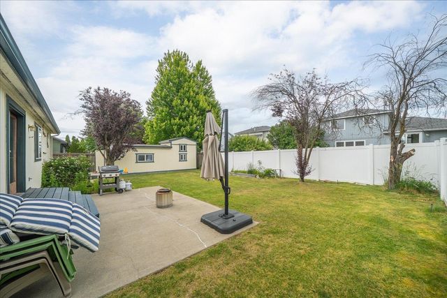 1222 N Fairway Rd, Liberty Lake, WA 99019