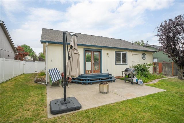 1222 N Fairway Rd, Liberty Lake, WA 99019