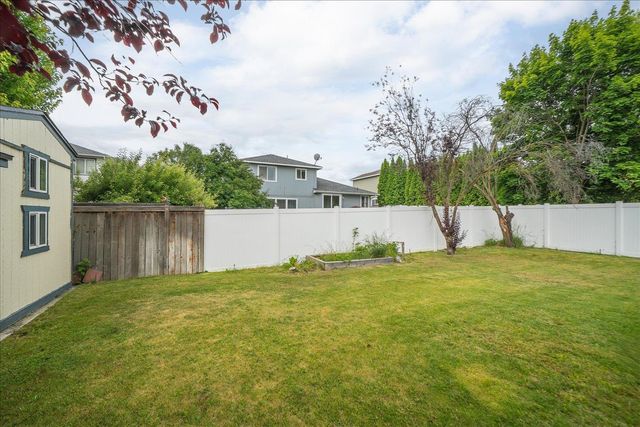 1222 N Fairway Rd, Liberty Lake, WA 99019