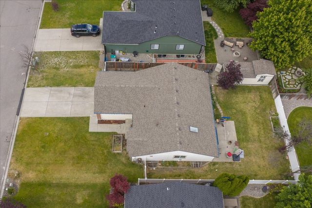 1222 N Fairway Rd, Liberty Lake, WA 99019