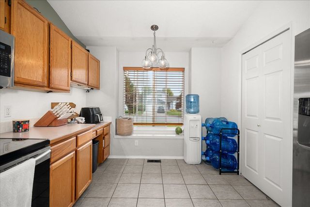 1222 N Fairway Rd, Liberty Lake, WA 99019