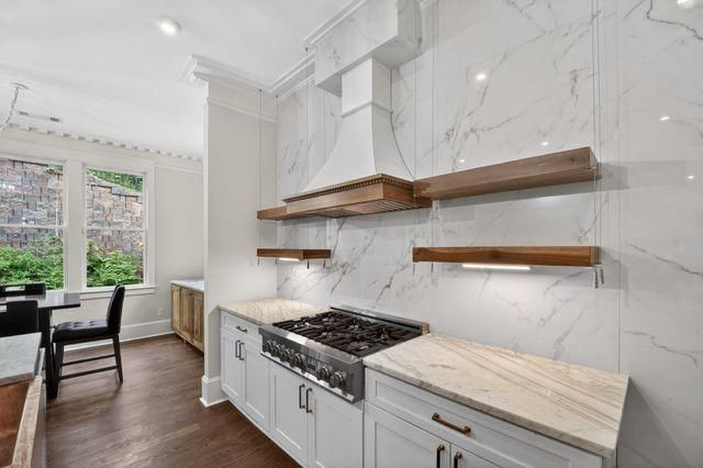 94 Oxbo Road, Roswell, GA 30075