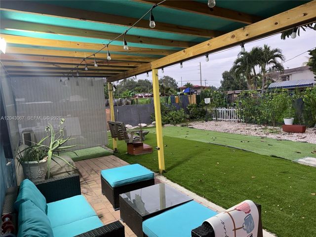 6717 Simms Street, Hollywood, FL 33024