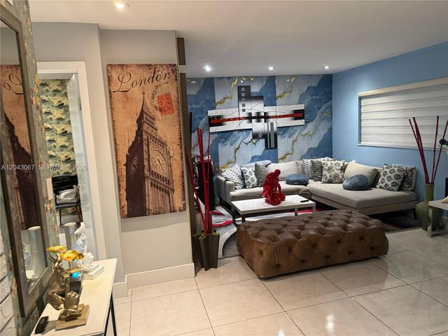 6717 Simms Street, Hollywood, FL 33024