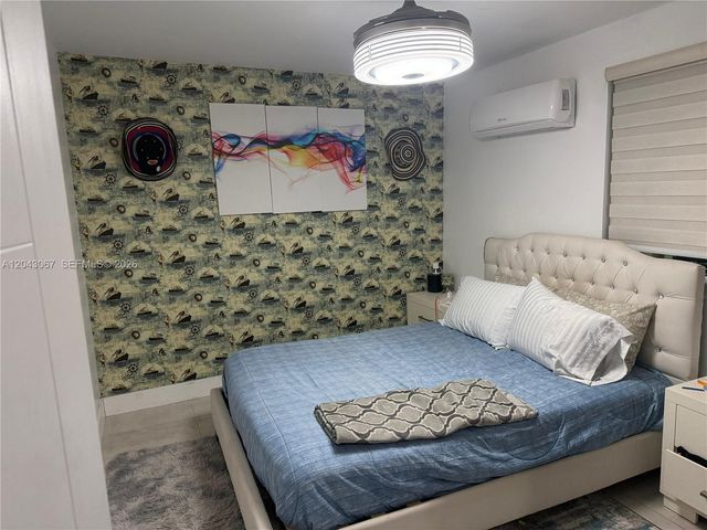 6717 Simms Street, Hollywood, FL 33024
