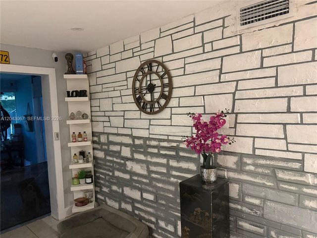 6717 Simms Street, Hollywood, FL 33024