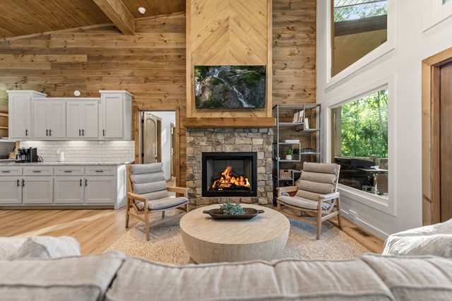 55 Grand Vista Drive, Blue Ridge, GA 30513