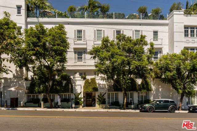 848 N Kings Road 208, West Hollywood, CA 90069