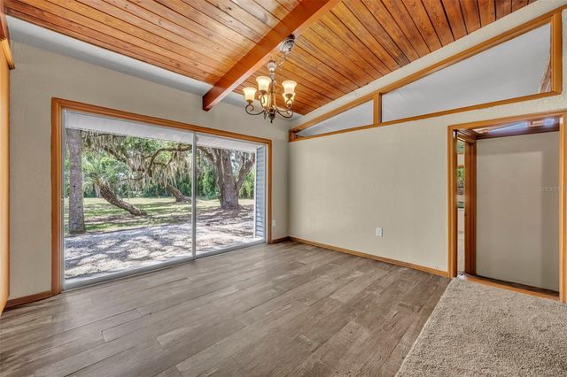 13450 SE 105TH TERRACE, Ocklawaha, FL 32179