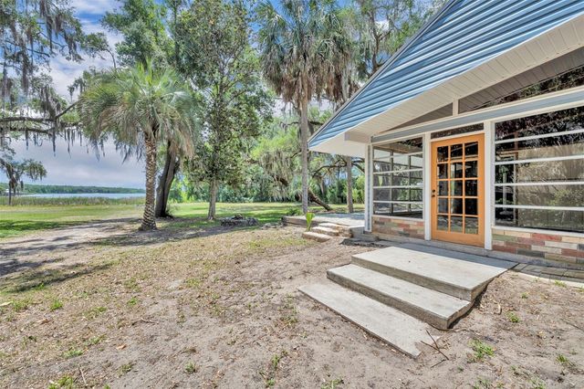 13450 SE 105TH TERRACE, Ocklawaha, FL 32179