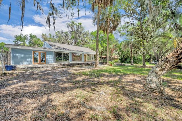 13450 SE 105TH TERRACE, Ocklawaha, FL 32179