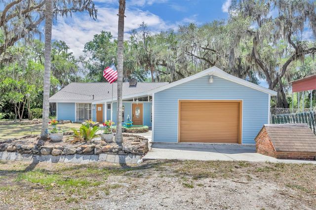 13450 SE 105TH TERRACE, Ocklawaha, FL 32179