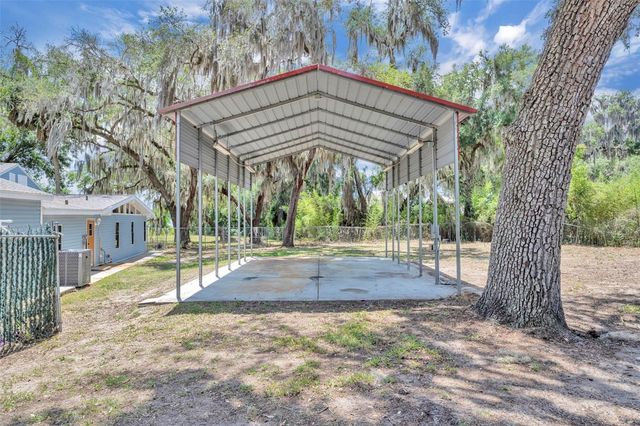 13450 SE 105TH TERRACE, Ocklawaha, FL 32179
