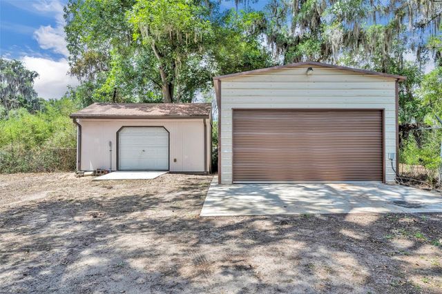 13450 SE 105TH TERRACE, Ocklawaha, FL 32179