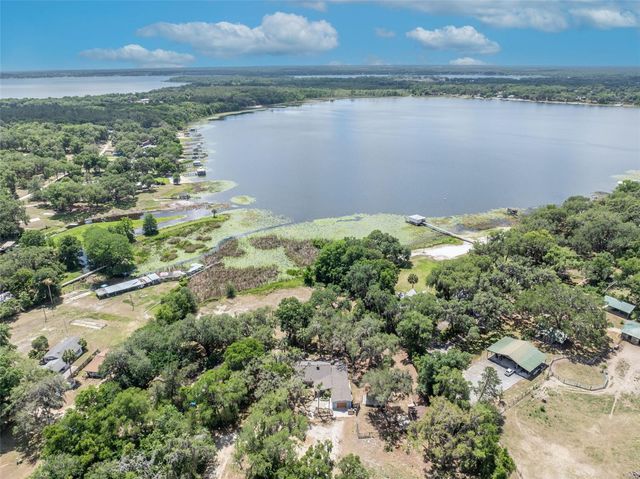 13450 SE 105TH TERRACE, Ocklawaha, FL 32179